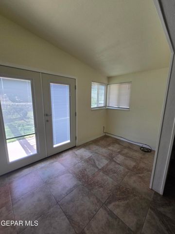 332 Carnival Drive, El Paso, TX 79912