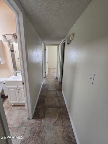 332 Carnival Drive, El Paso, TX 79912