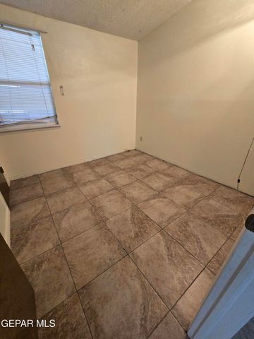 332 Carnival Drive, El Paso, TX 79912