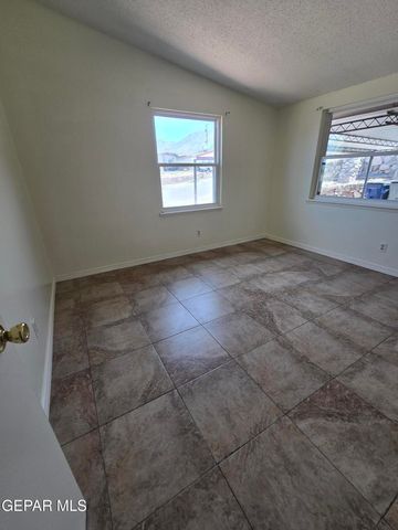 332 Carnival Drive, El Paso, TX 79912