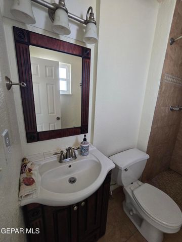 332 Carnival Drive, El Paso, TX 79912