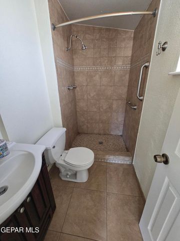 332 Carnival Drive, El Paso, TX 79912