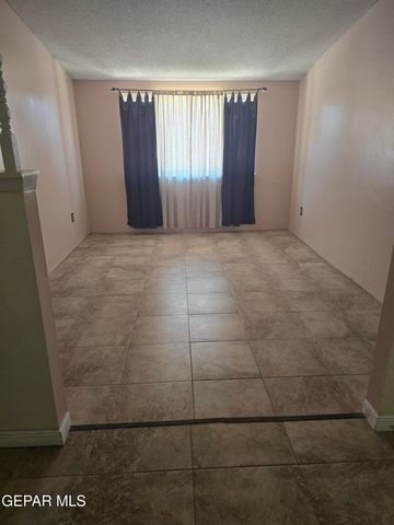 332 Carnival Drive, El Paso, TX 79912