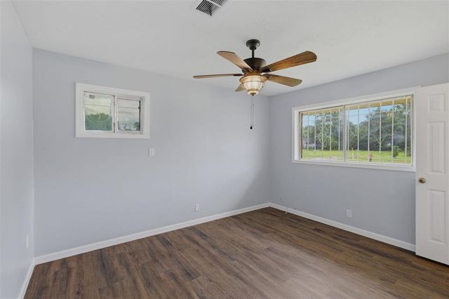1024 Johanna Place, Lake Charles, LA 70601