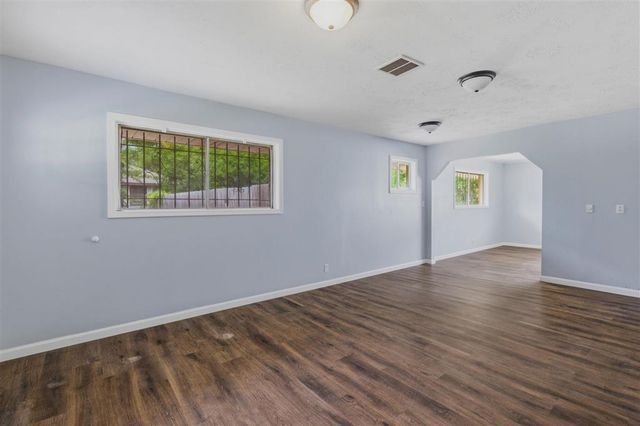 1024 Johanna Place, Lake Charles, LA 70601