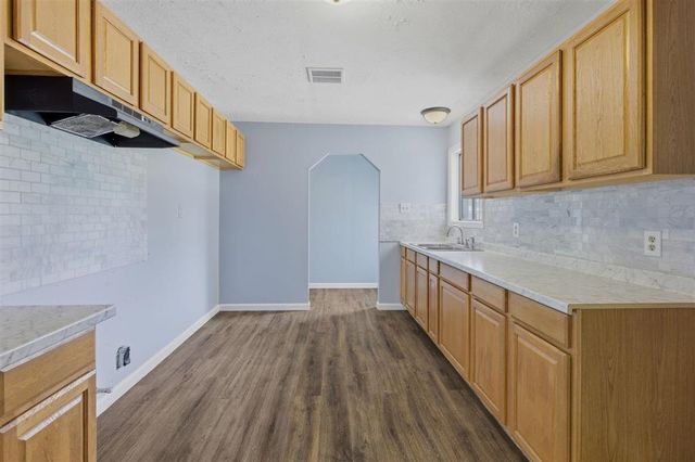 1024 Johanna Place, Lake Charles, LA 70601