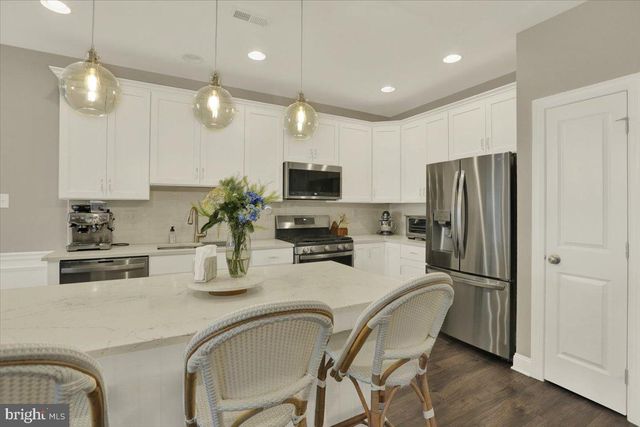 311 FLINTROCK CT, Collegeville, PA 19426