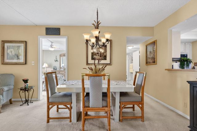 9 Willowbrook Lane 202, Delray Beach, FL 33446