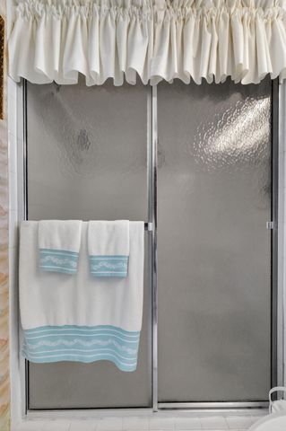 9 Willowbrook Lane 202, Delray Beach, FL 33446