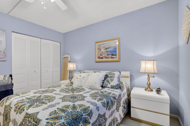 9 Willowbrook Lane 202, Delray Beach, FL 33446