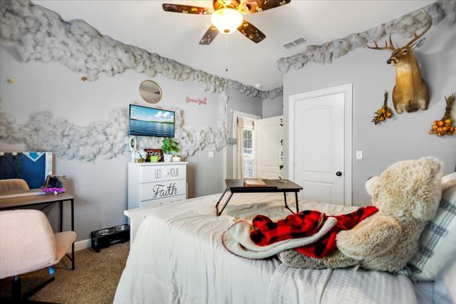 15831 Red Cloud Drive, Lindale, TX 75771