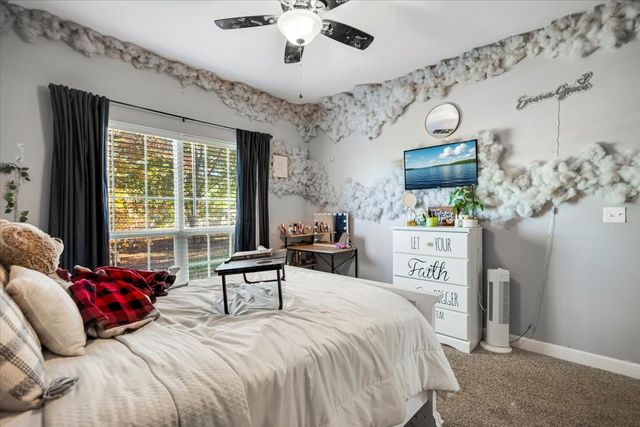 15831 Red Cloud Drive, Lindale, TX 75771