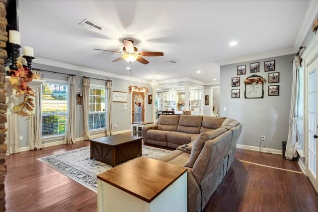 15831 Red Cloud Drive, Lindale, TX 75771