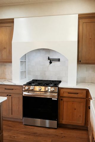800 County Road 2505, Bonham, TX 75418
