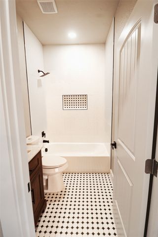 800 County Road 2505, Bonham, TX 75418