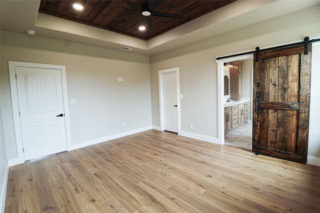 800 County Road 2505, Bonham, TX 75418