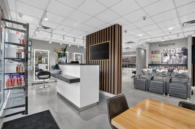 Beauty Salon For Sale In Hialeah, Hialeah, FL 33015