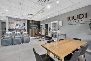 Beauty Salon Commercial Condo with Real Estate For Sale In Hial, Hialeah, FL 33015