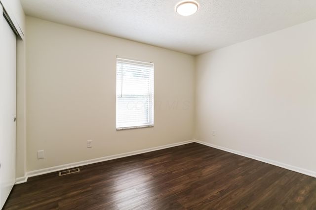 7831 Fairfax Loop Drive, Blacklick, OH 43004