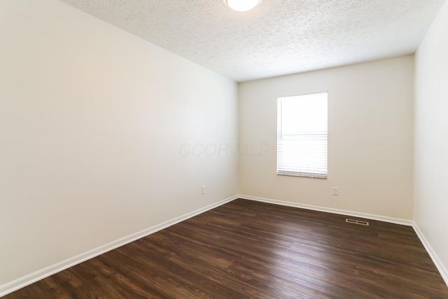 7831 Fairfax Loop Drive, Blacklick, OH 43004