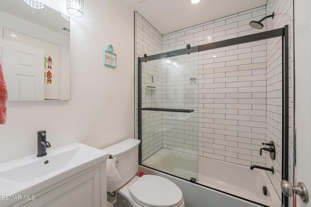 2517 E Phyllis Street, Simi Valley, CA 93065