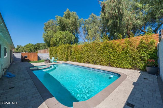 2517 E Phyllis Street, Simi Valley, CA 93065