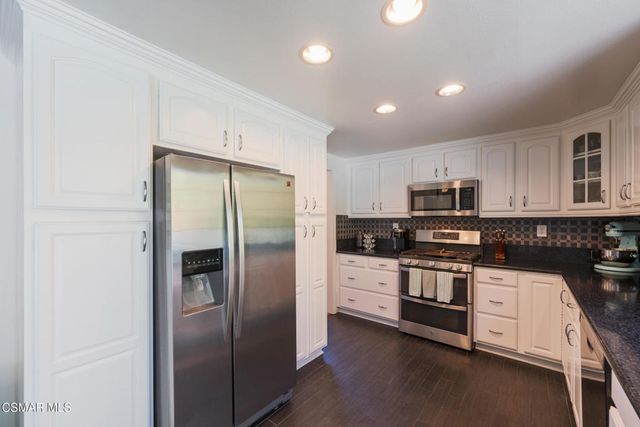 2517 E Phyllis Street, Simi Valley, CA 93065