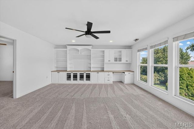 902 Stablefield Court, Creve Coeur, MO 63141