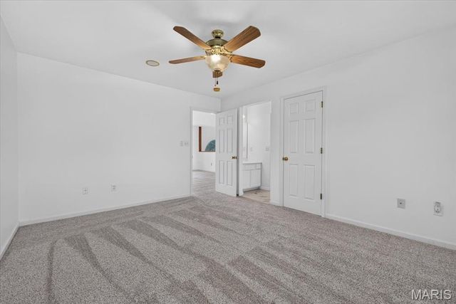 902 Stablefield Court, Creve Coeur, MO 63141