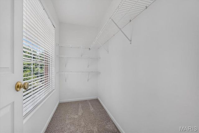 902 Stablefield Court, Creve Coeur, MO 63141