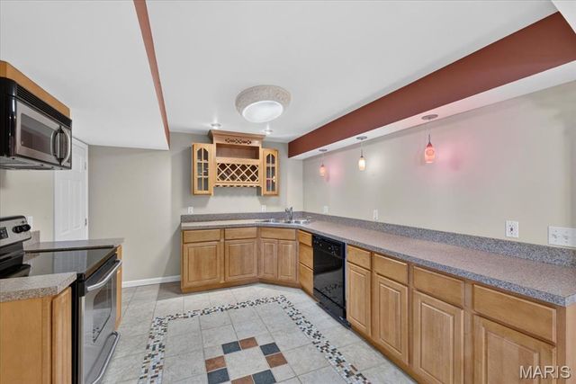 902 Stablefield Court, Creve Coeur, MO 63141