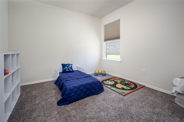 819 Twin Lakes Drive, Noble, OK 73068