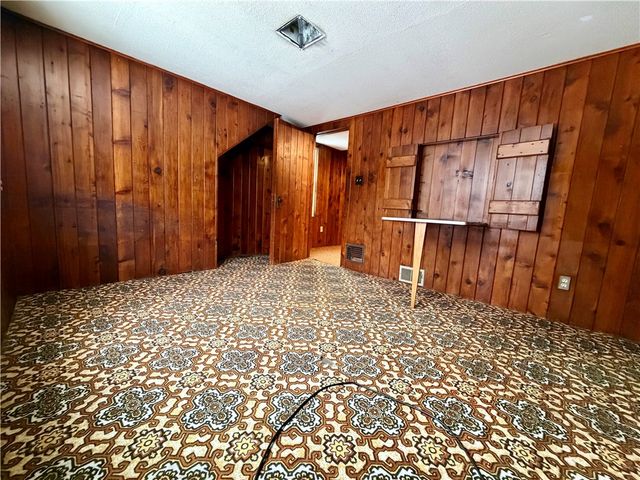 43 Hampton Road, Southport, NY 14904