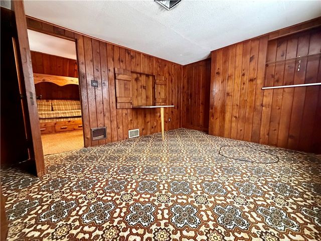 43 Hampton Road, Southport, NY 14904