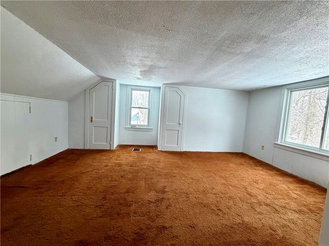 43 Hampton Road, Southport, NY 14904