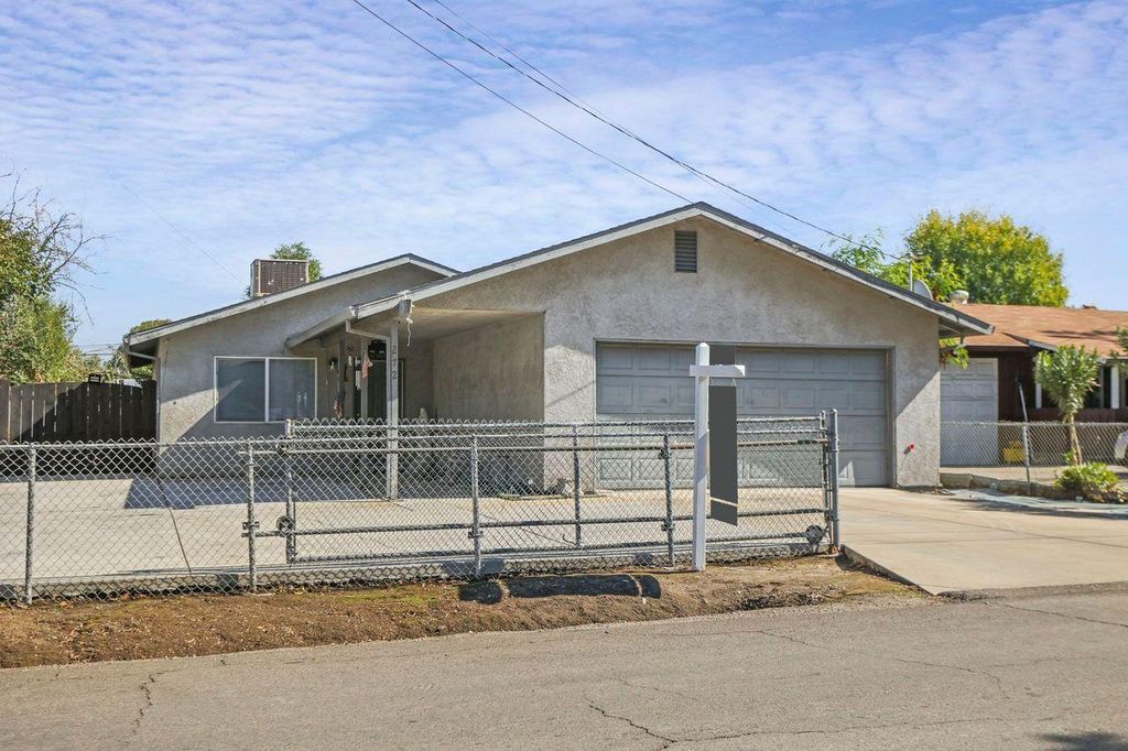 272 S Olive Ave, Stockton, CA 95215