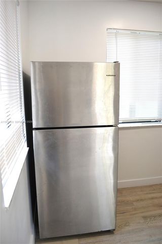 1035 SW 4th St 3, Miami, FL 33130