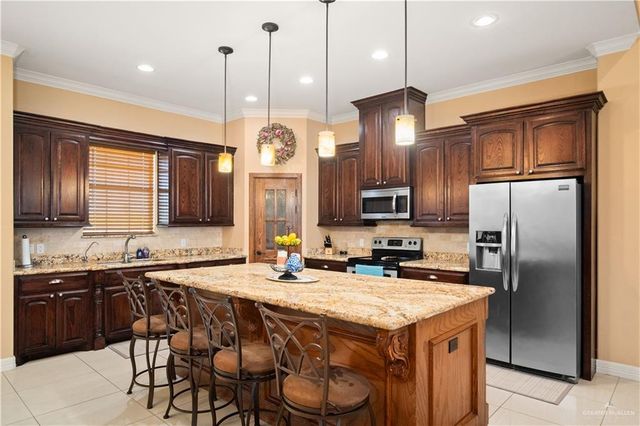 917 Beddoes Road, La Feria, TX 78559