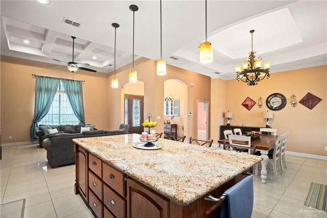 917 Beddoes Road, La Feria, TX 78559