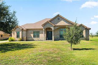 917 Beddoes Road, La Feria, TX 78559
