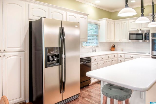 980 INDIAN CREST DRIVE, Indian Springs Village, AL 35124