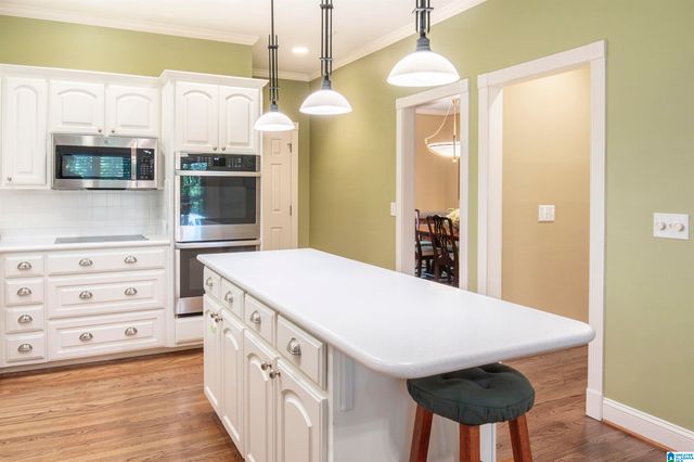 980 INDIAN CREST DRIVE, Indian Springs Village, AL 35124