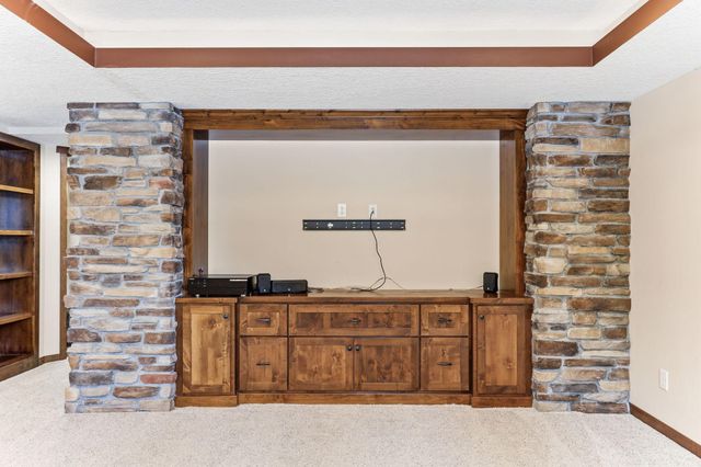 17299 66th Place N, Maple Grove, MN 55311