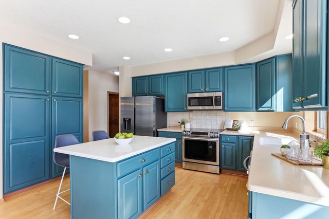 17299 66th Place N, Maple Grove, MN 55311