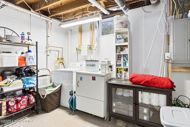 3121 Lynnwood Way, Jeffersontown, KY 40299