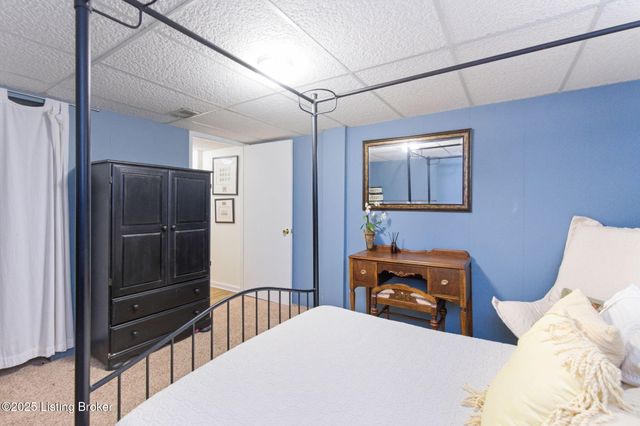 3121 Lynnwood Way, Jeffersontown, KY 40299