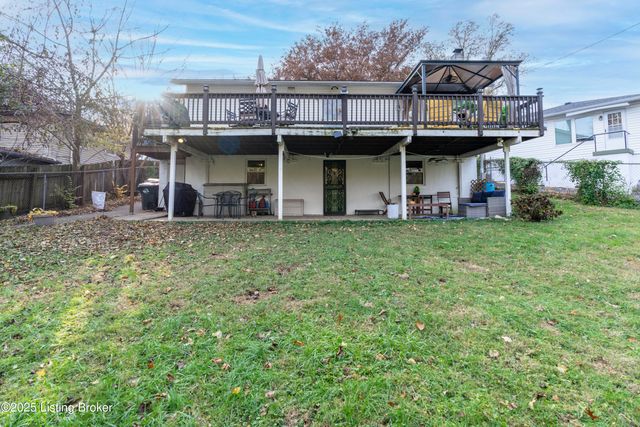 3121 Lynnwood Way, Jeffersontown, KY 40299