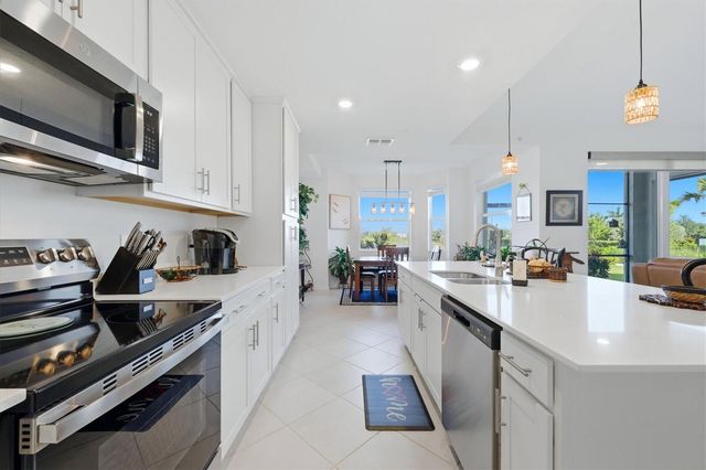 17655 OPAL SAND DRIVE 107, Venice, FL 34293