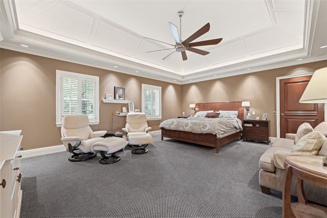 2113 Blairmont Dr, Upper St Clair, PA 15241