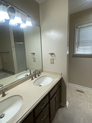 2121 Ransom Pl, Nashville, TN 37217